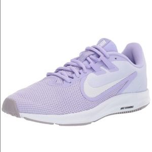 👟 Nike Women's Size 8 Downshifter Running Shoes